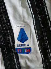 Carica l'immagine nel visualizzatore di Gallery, DONAZIONE per Maglietta da Gara Donata e Autografata da Dybala della Juventus